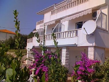 Appartement de vacances �/en/au Omis - Stanici (Splitsko-Dalmatinska)ou appartement ou maison de vacances
