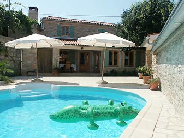 Maison de vacances �/en/au Burici (Istarska)ou appartement ou maison de vacances
