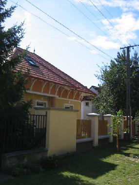 Maison de vacances �/en/au Balatonkenese (Veszprem)ou appartement ou maison de vacances