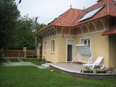 Maison de vacances �/en/au Balatonkenese (Veszprem)ou appartement ou maison de vacances