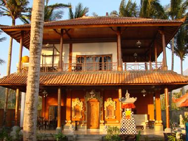 Maison de vacances �/en/au Amed (Bali)ou appartement ou maison de vacances