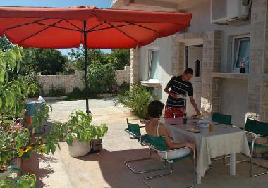 Appartement de vacances /en/au Grebastica (Sibensko-Kninska)ou appartement ou maison de vacances