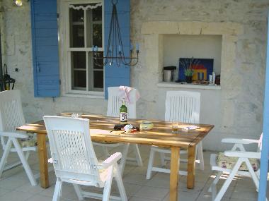 Maison de vacances /en/au St. Etienne du Grs (Bouches-du-Rhne)ou appartement ou maison de vacances