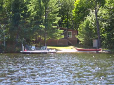Chalet �/en/au Gravenhurst (Ontario)ou appartement ou maison de vacances