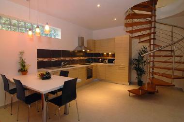 Maison de vacances �/en/au lindos (Dodekanisos)ou appartement ou maison de vacances