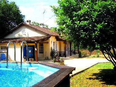 Maison de vacances �/en/au Sarlat (Dordogne)ou appartement ou maison de vacances