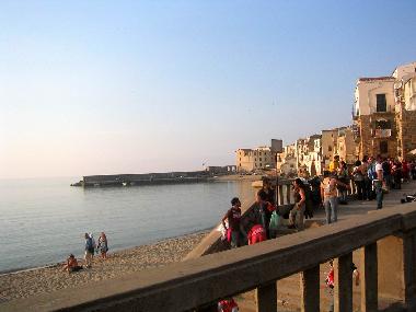 Maison de vacances /en/au (Campofelice di Roccella ) (Palermo)ou appartement ou maison de vacances