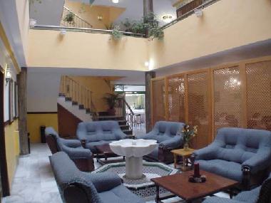 H�tel �/en/au Maro (M�laga)ou appartement ou maison de vacances