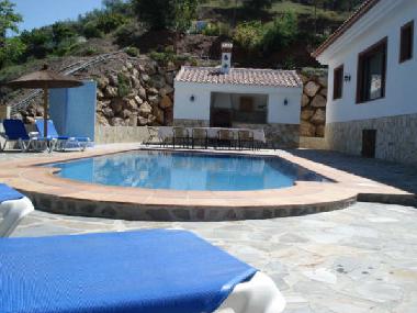 Maison de vacances /en/au Sayalonga (Mlaga)ou appartement ou maison de vacances