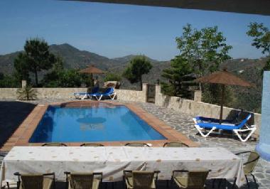 Maison de vacances /en/au Sayalonga (Mlaga)ou appartement ou maison de vacances