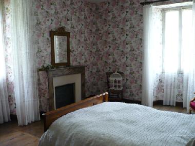 Maison de vacances /en/au Issor (Pyrnes-Atlantiques)ou appartement ou maison de vacances