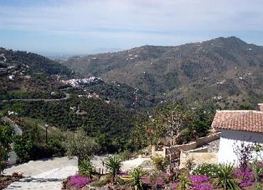 Maison de vacances /en/au Sayalonga (Mlaga)ou appartement ou maison de vacances