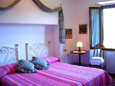 Chambre avec petit d�jeuner �/en/au Castellina in chianti (Siena)ou appartement ou maison de vacances