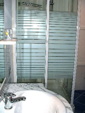 Maison de vacances �/en/au Berrien (Finist�re)ou appartement ou maison de vacances