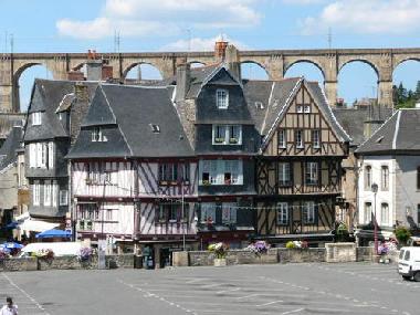 Maison de vacances �/en/au Berrien (Finist�re)ou appartement ou maison de vacances