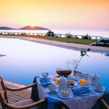 H�tel �/en/au Port Elounda (Lasithi)ou appartement ou maison de vacances