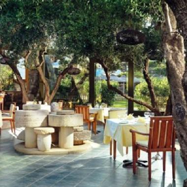H�tel �/en/au Port Elounda (Lasithi)ou appartement ou maison de vacances