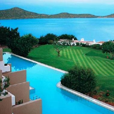 H�tel �/en/au Port Elounda (Lasithi)ou appartement ou maison de vacances