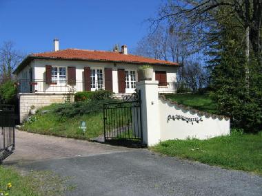 Maison de vacances �/en/au Villereal (Lot-et-Garonne)ou appartement ou maison de vacances