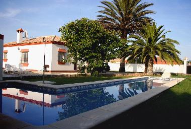 Maison de vacances �/en/au Chiclana de la Frontera (C�diz)ou appartement ou maison de vacances