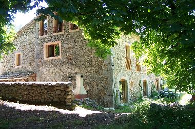 Chambre avec petit d�jeuner �/en/au La Motte du Caire (Alpes-de-Haute-Provence)ou appartement ou maison de vacances