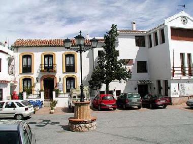 Maison de vacances �/en/au Comares (M�laga)ou appartement ou maison de vacances