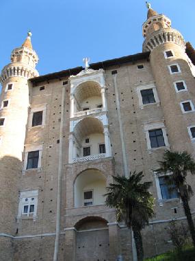 Chambre avec petit d�jeuner �/en/au Sassocorvaro (Pesaro e Urbino)ou appartement ou maison de vacances