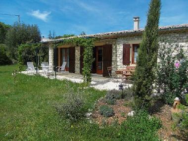 Maison de vacances �/en/au Labastide-de-Virac (Ard�che)ou appartement ou maison de vacances
