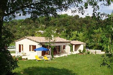 Maison de vacances �/en/au Labastide-de-Virac (Ard�che)ou appartement ou maison de vacances