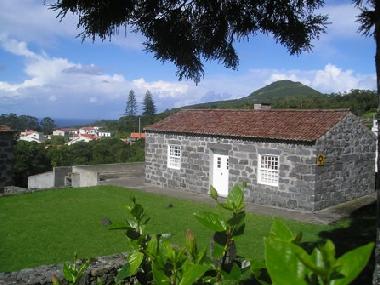Maison de vacances �/en/au Capelo (Azores)ou appartement ou maison de vacances