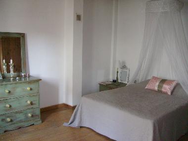 Chambre avec petit djeuner /en/au estombar (Algarve)ou appartement ou maison de vacances
