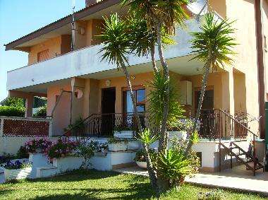 Maison de vacances /en/au Anzio (Roma)ou appartement ou maison de vacances