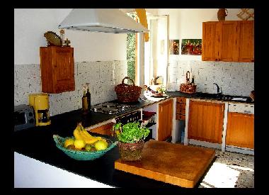 La grande cuisine est equipe complet pour 8 personnes