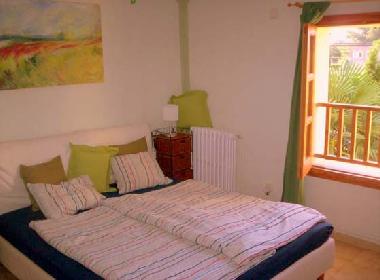 Chambre avec lit double