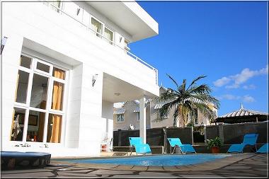 Maison de vacances �/en/au flic en flac (Black River)ou appartement ou maison de vacances