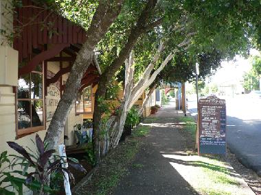 Rue de Yungaburra