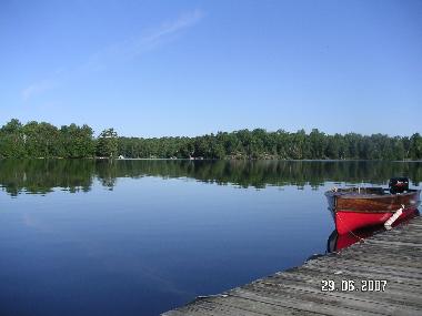 Chambre avec petit d�jeuner �/en/au Port Loring (Ontario)ou appartement ou maison de vacances