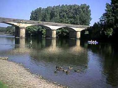 Maison de vacances �/en/au Cenac et St Julien (Dordogne)ou appartement ou maison de vacances