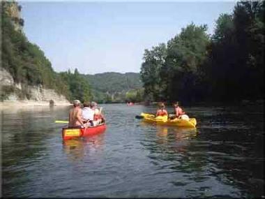 Maison de vacances �/en/au Cenac et St Julien (Dordogne)ou appartement ou maison de vacances