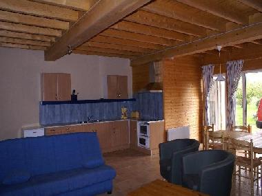 Le Prunier cuisine et salle � manger