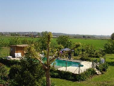 piscine avec sa 