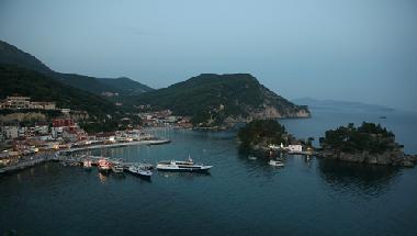 Chambre avec petit d�jeuner �/en/au Parga (Preveza)ou appartement ou maison de vacances