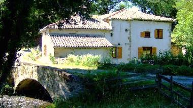 Appartement de vacances /en/au matour (Sane-et-Loire)ou appartement ou maison de vacances