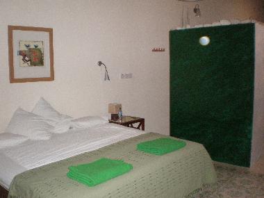 Chambre avec petit d�jeuner �/en/au Qala (Malte)ou appartement ou maison de vacances