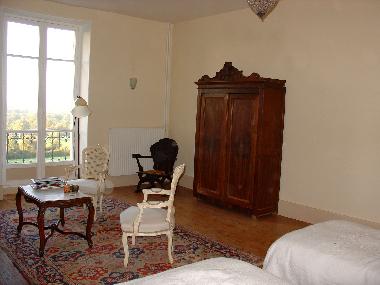 Chambre avec petit d�jeuner �/en/au Vignol (Ni�vre)ou appartement ou maison de vacances