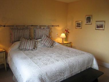 Chambre avec petit d�jeuner �/en/au St Germain-des-Foss�s  (Allier)ou appartement ou maison de vacances