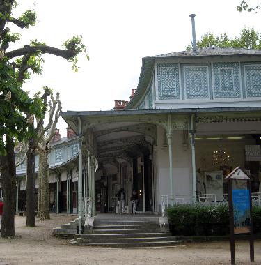 Chambre avec petit d�jeuner �/en/au St Germain-des-Foss�s  (Allier)ou appartement ou maison de vacances