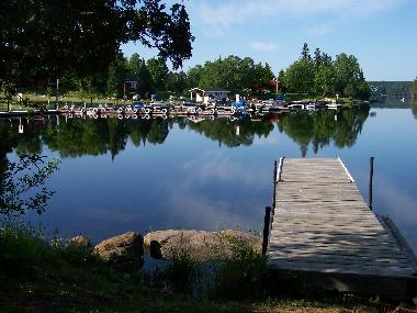 Maison de vacances �/en/au Ahmic Harbour (Ontario)ou appartement ou maison de vacances