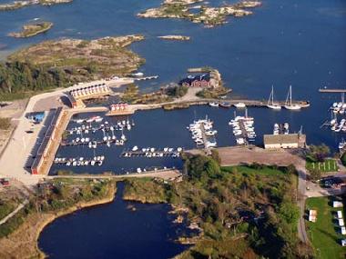 Maison de vacances �/en/au Mellerud (Dalsland)ou appartement ou maison de vacances