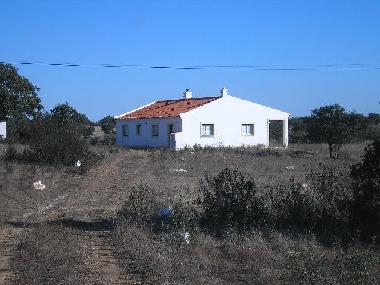 Maison de vacances /en/au Ourique (Baixo Alentejo)ou appartement ou maison de vacances